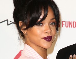 Get The Look - Rihanna